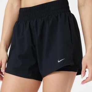 Shorts Nike One womens Dry fit high waisted Black size S